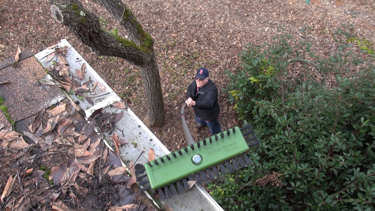 6 Popular Ways to Clean Your Gutters Royal Gutters